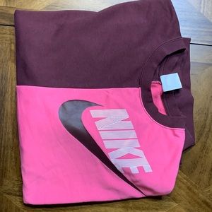 Women’s Medium  Nike sweatshirt
